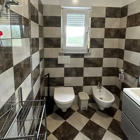 Apartment Family Friendly With A Swimming Pool - 22040 *