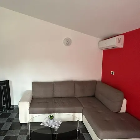 Family Friendly With A Swimming Pool - 22040 Apartment *